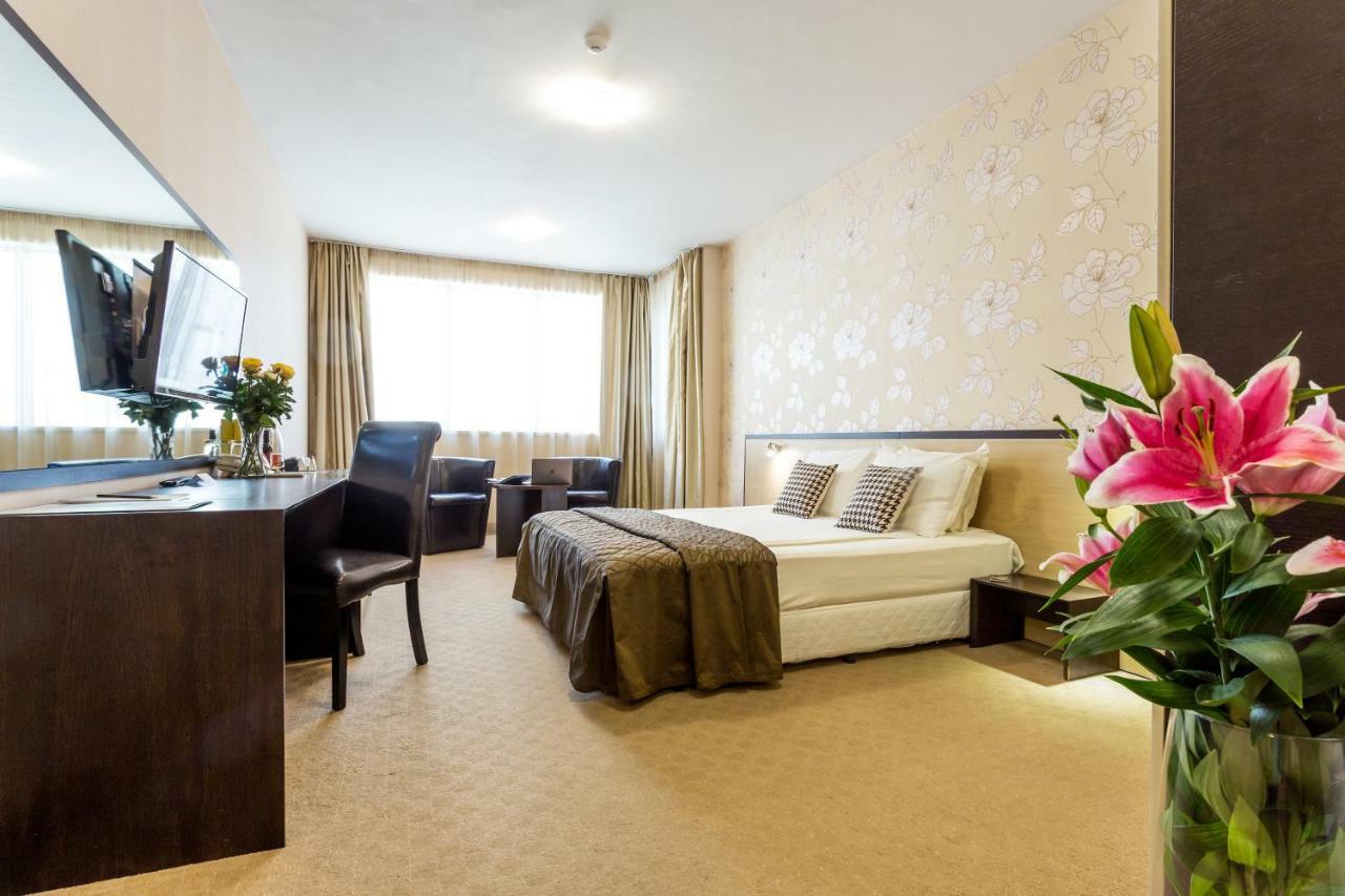 City Avenue Hotel By Hmg-Free Parking-Free Wi-Fi Sofia Eksteriør bilde
