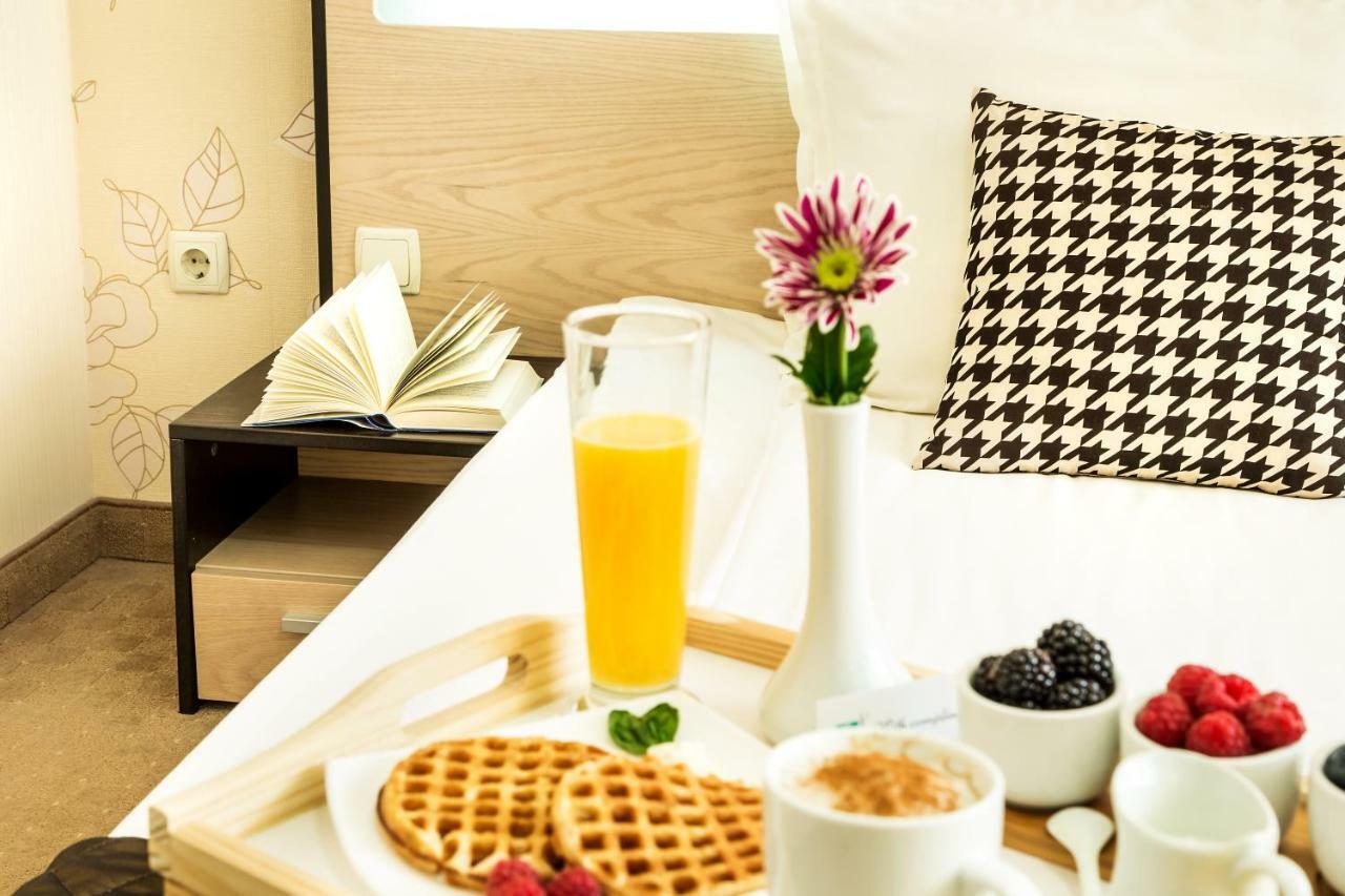 City Avenue Hotel By Hmg-Free Parking-Free Wi-Fi Sofia Eksteriør bilde