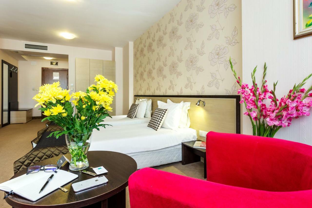 City Avenue Hotel By Hmg-Free Parking-Free Wi-Fi Sofia Eksteriør bilde